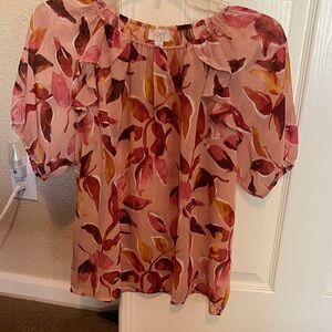 Loft outlet XS floral top.